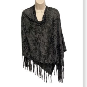 PONCHO Sweater Cover Up V Neck Space Gray Fringed Womens One Size Fits Most
